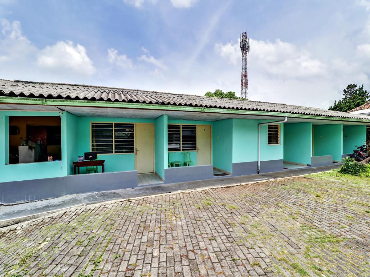 Spot On 90003 Villa Tawang ชิอันจูร์ ภายนอก รูปภาพ